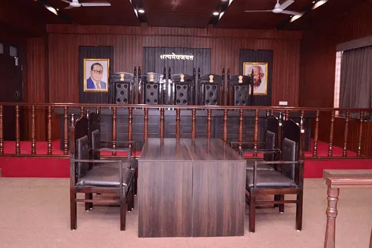 Acropolis Institute of Law, Indore