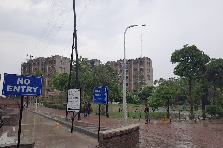 Ajay Kumar Garg Engineering College, Ghaziabad