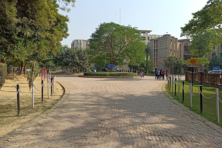 Ajay Kumar Garg Engineering College, Ghaziabad