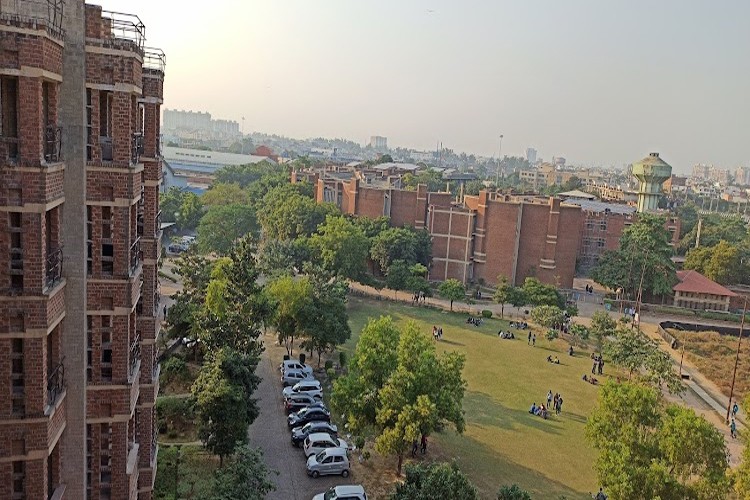 Ajay Kumar Garg Engineering College, Ghaziabad