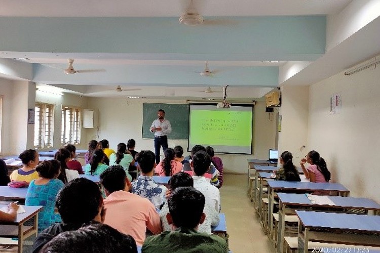 Anand Pharmacy College, Anand