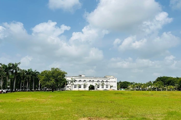 AY Dadabhai Technical Institute, Surat