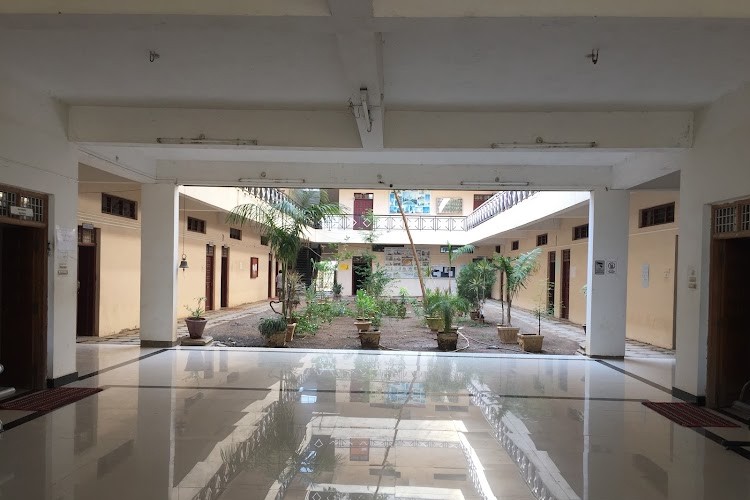 Ayesha College of Pharmacy, Gulbarga