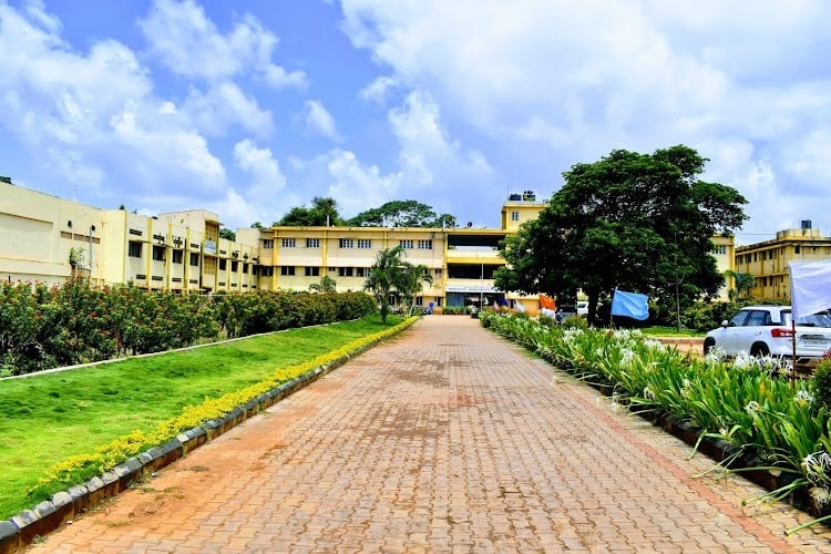 Ayurveda Mahavidyalaya and Hospital, Hubli