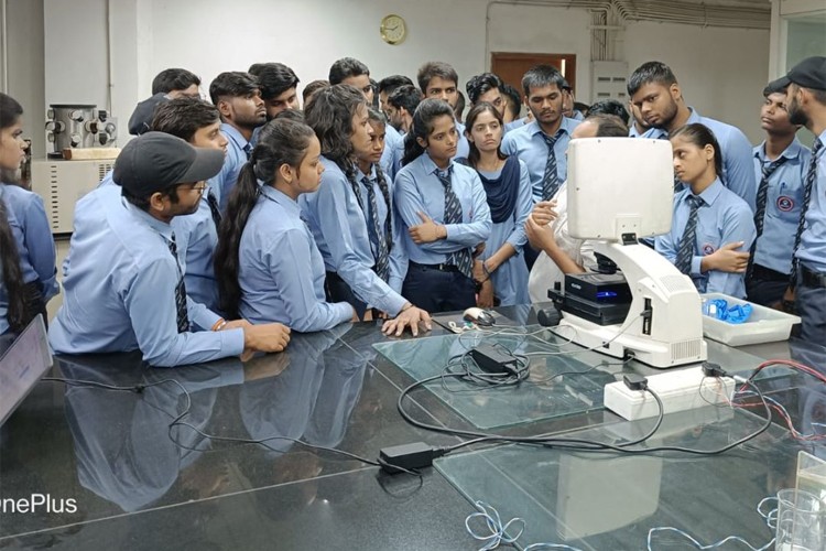 B. N. College of Pharmacy, Lucknow