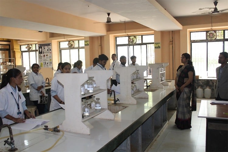 Bhagwan Mahavir College of Pharmacy, Surat