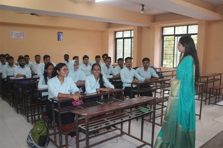 Bhagwan Mahavir College of Pharmacy, Surat