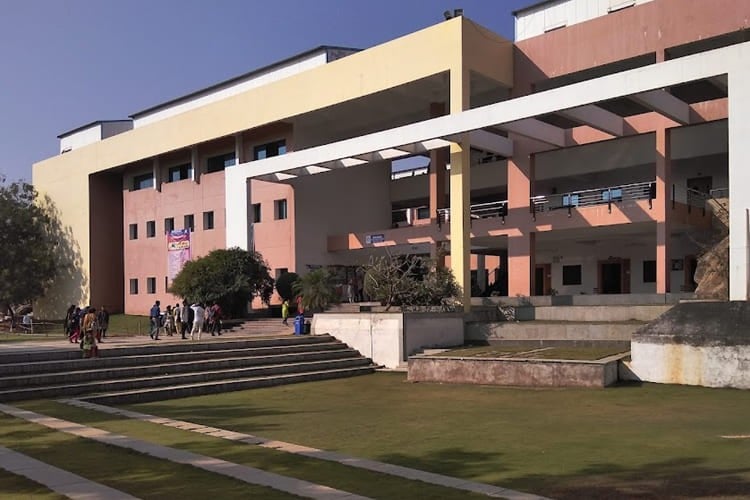 Bharat Institute of Engineering and Technology, Ranga Reddy