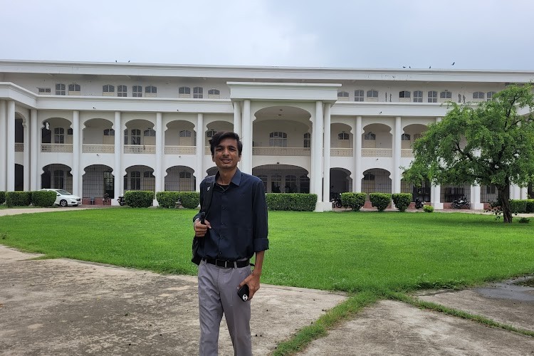 Bon Maharaj Institute of Management & Technology, Mathura