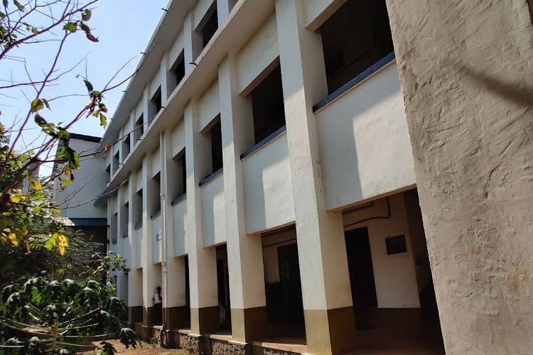 Christ College Irinjalakuda, Thrissur