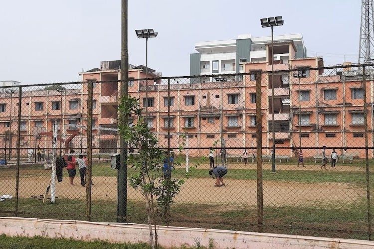 Dantuluri Narayana Raju College, West Godavari