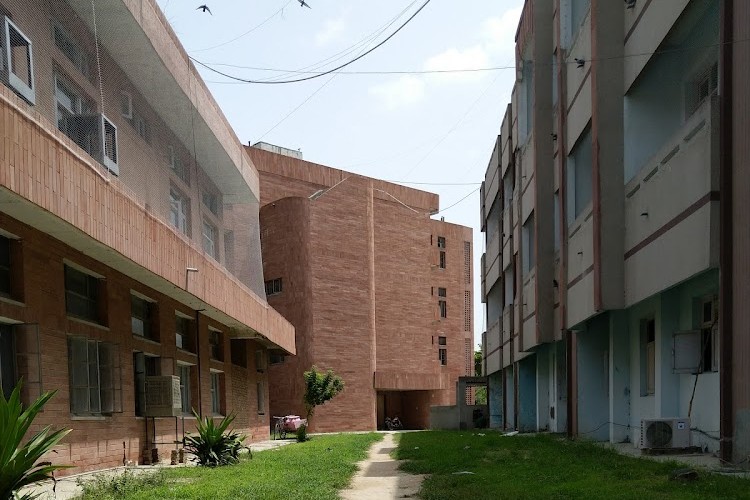 Dasmesh Institute of Research and Dental Sciences, Faridkot