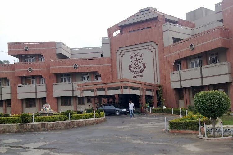 Dasmesh Institute of Research and Dental Sciences, Faridkot