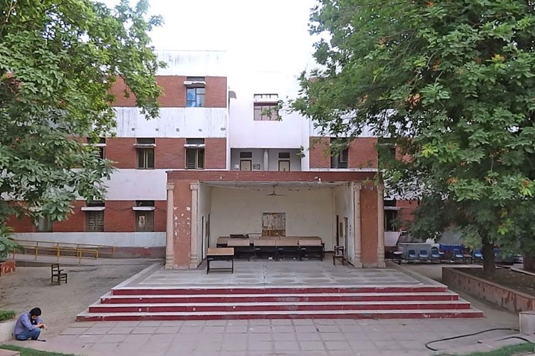 Daulat Ram College, New Delhi