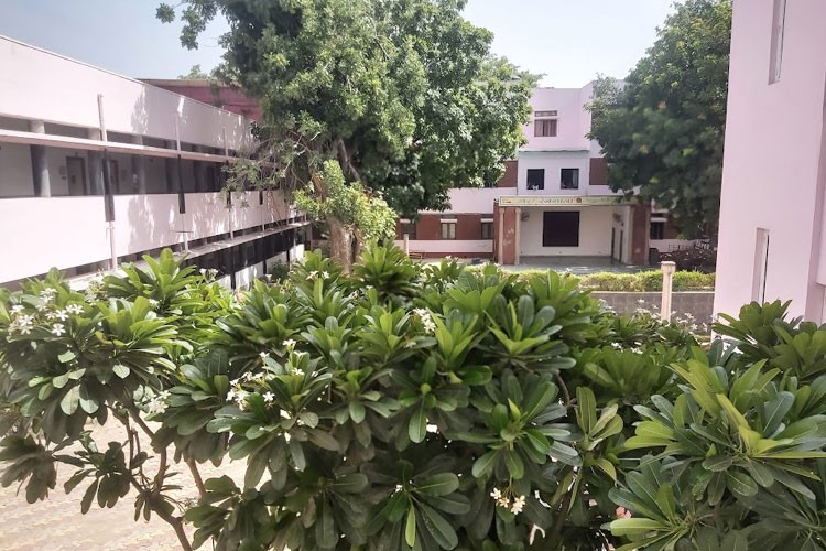 Daulat Ram College, New Delhi