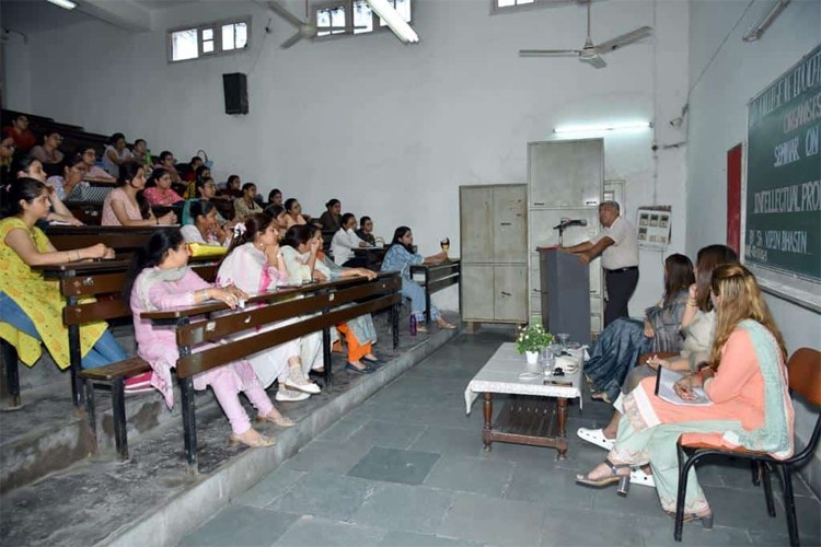 DAV College of Education for Women, Amritsar