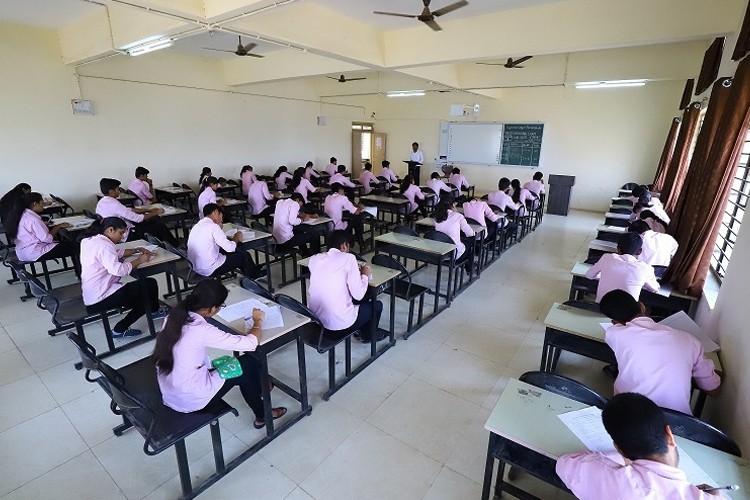 Dayanand College of Pharmacy, Latur