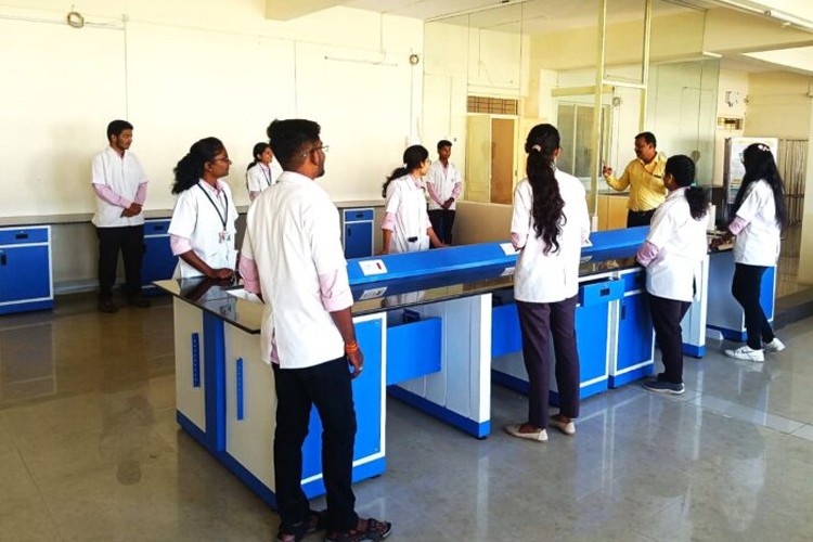 Dayanand College of Pharmacy, Latur