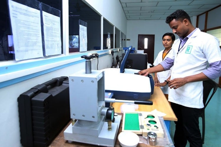 Devaki Amma Memorial College of Pharmacy, Malappuram