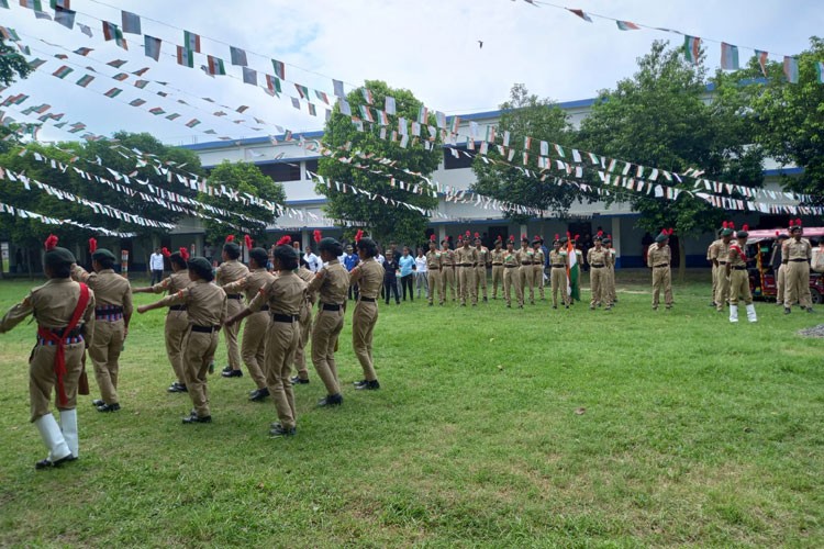 Dewan Abdul Gani College, Dakshin Dinajpur