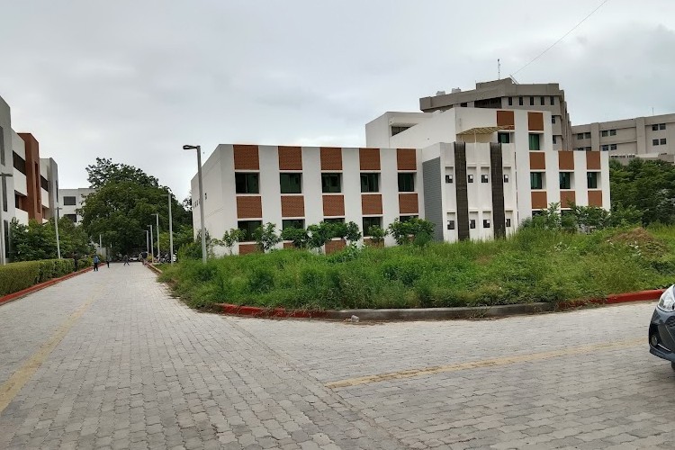 Dharmsinh Desai University, Nadiad