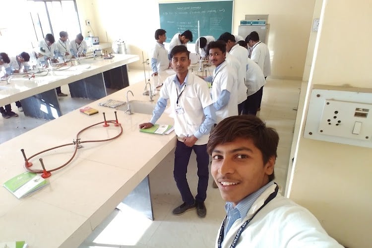 Dr. Rajendra Gode College of Pharmacy, Malkapur