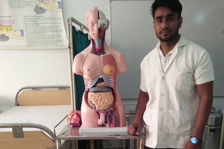 DS Institute of Paramedical Sciences and Hospital, Ghaziabad