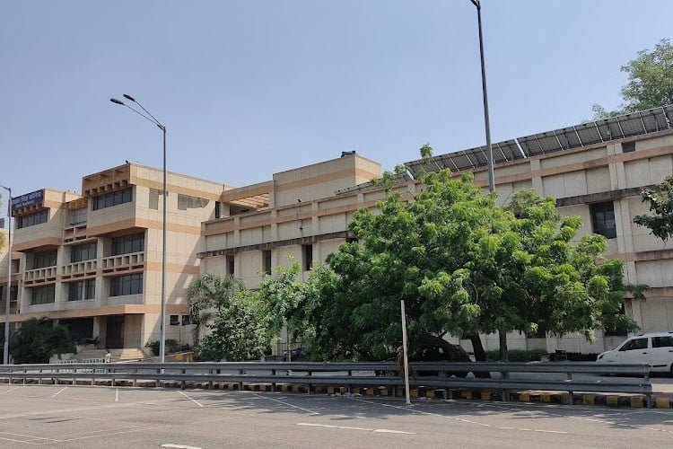 Dyal Singh College, New Delhi