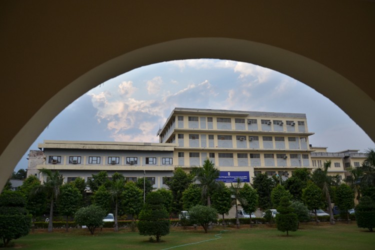 EMPI Business School, New Delhi