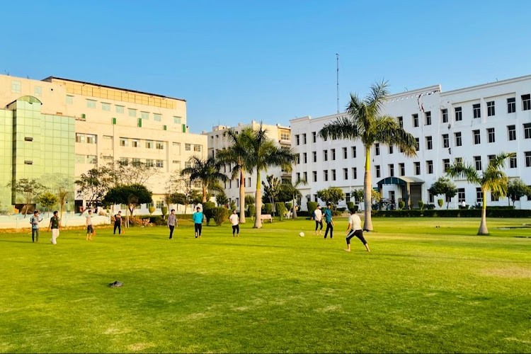 FH Medical College, Agra