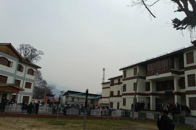 Gandhi Memorial College, Srinagar