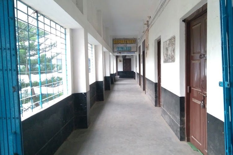 Gour Mahavidyalya, Malda