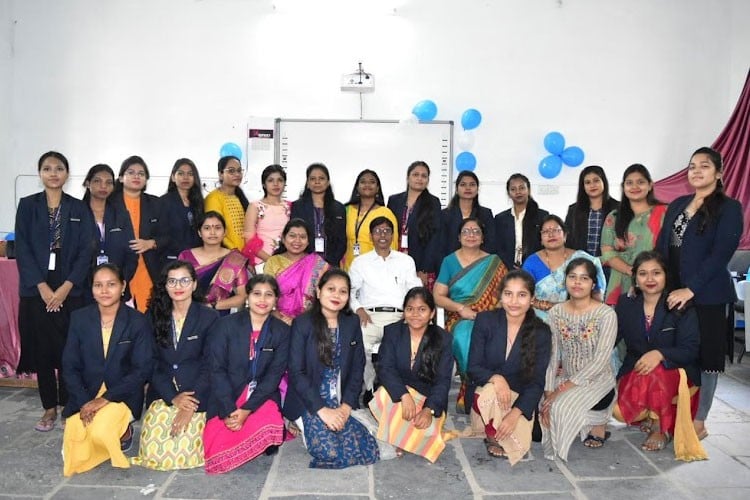 Government DB Girl's Post Graduate College, Raipur