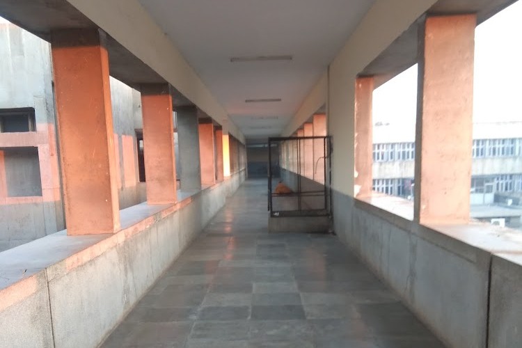 Guru Gobind Singh Medical College & Hospital, Faridkot