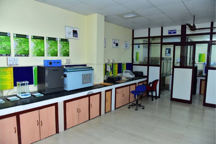 Guru Nanak Institute of Pharmaceutical Science and Technology, Kolkata