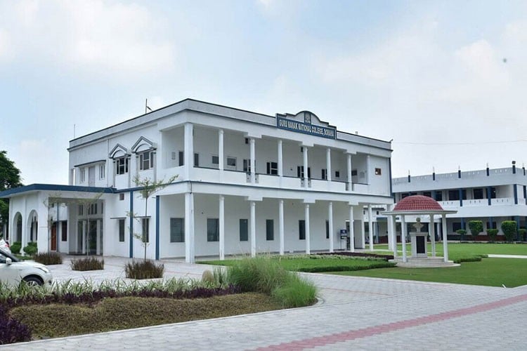 Guru Nanak National College, Ludhiana