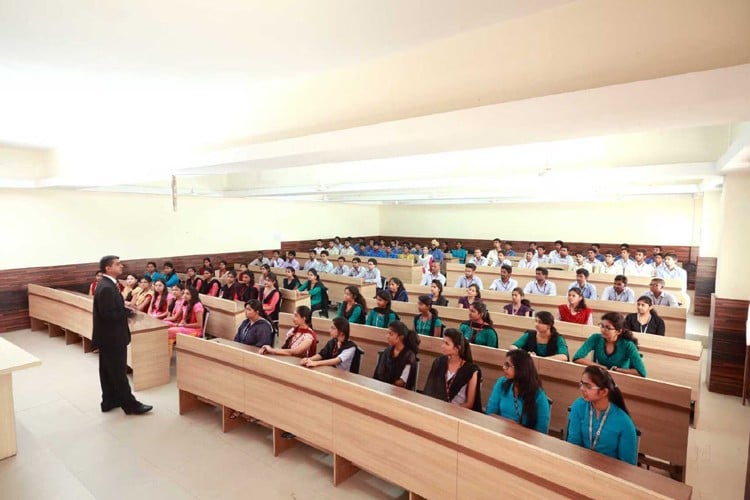 Guru Nanak University, Hyderabad