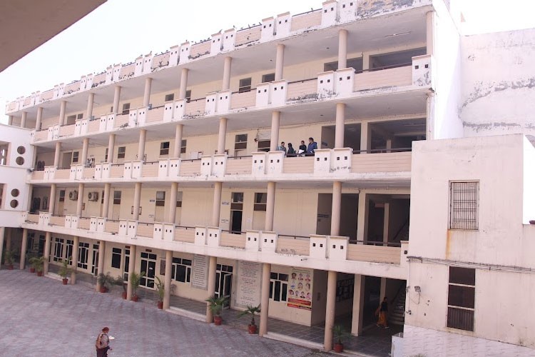 Hindu Kanya College, Kapurthala