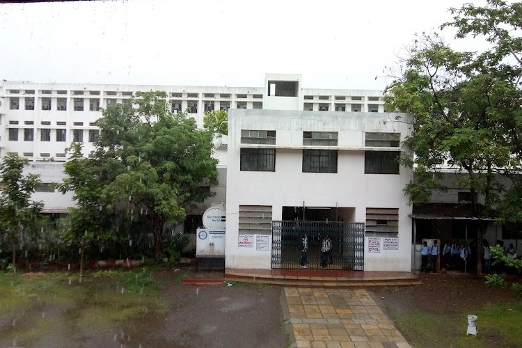 Hirachand Nemchand College of Commerce, Solapur