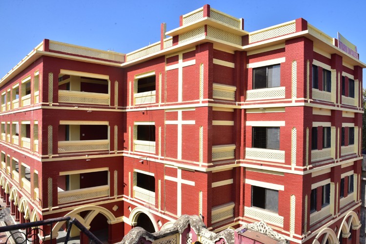 Hitkarini Law College, Jabalpur