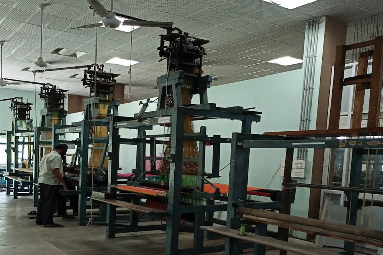 Indian Institute of Handloom Technology, Salem