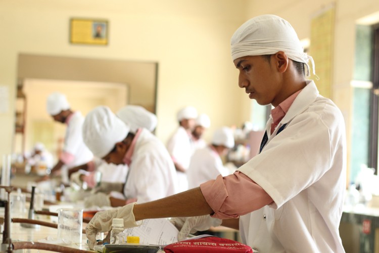 Indira Institute of Pharmacy Sadavali, Ratnagiri