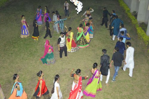 Indukaka Ipcowala College of Pharmacy, Anand