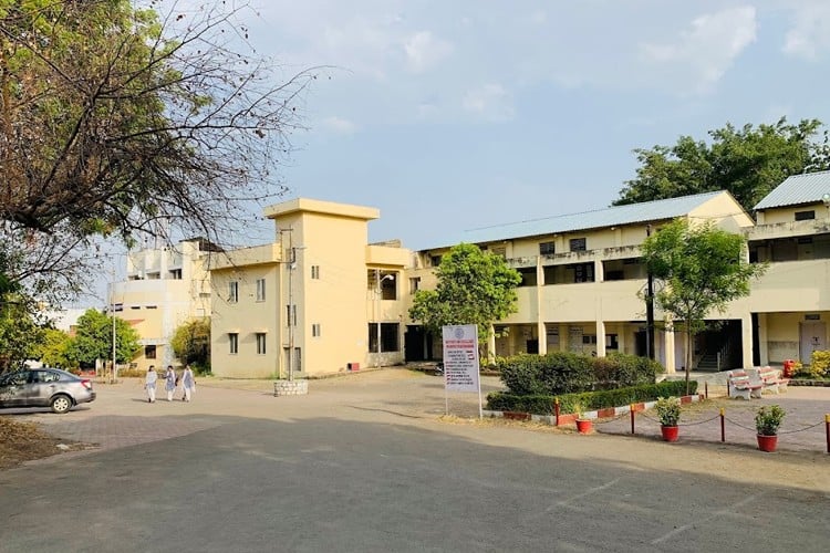 Institute for Excellence in Higher Education, Bhopal