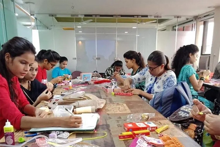 International Institute of Fashion Design, Thane