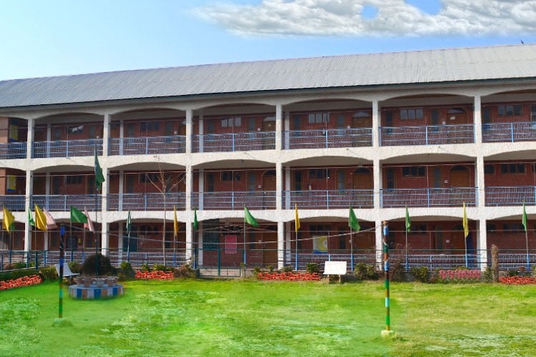 Jamiya-Tul-Banat Women's Educational Institute, Srinagar