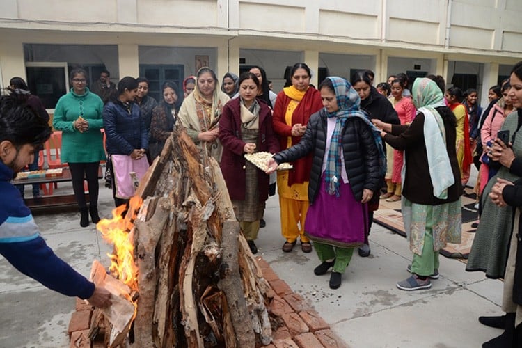 Khalsa College for Women, Amritsar