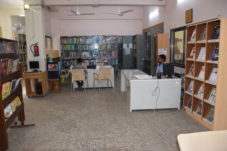 L.S. Raheja College of Arts and Commerce, Mumbai