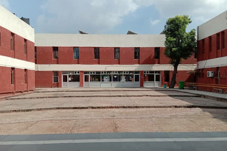 Lakshmibai College, New Delhi