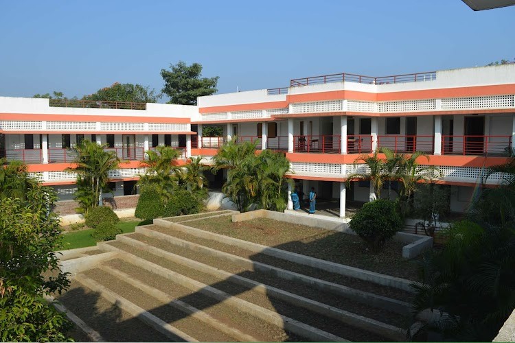 Laxmi Institute of Technology, Valsad